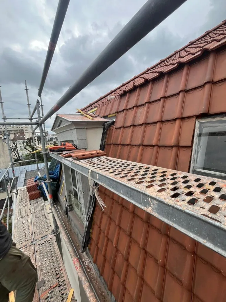 Chantier de rénovation — couvreur à Vallauris
