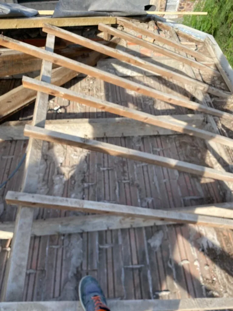 Charpente rénovée — couvreur à Vallauris